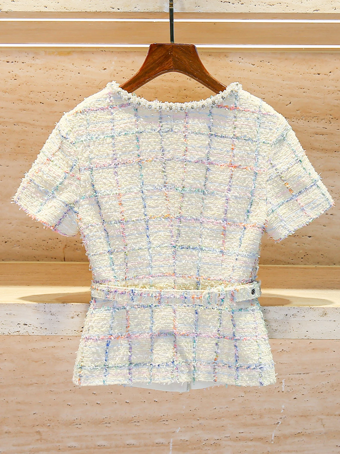 

High-End Summer Women's Cheered Waistcoat with Pearl Embelliment Square Collar And Belted Boucle Jaet Commute Sle Sli...
