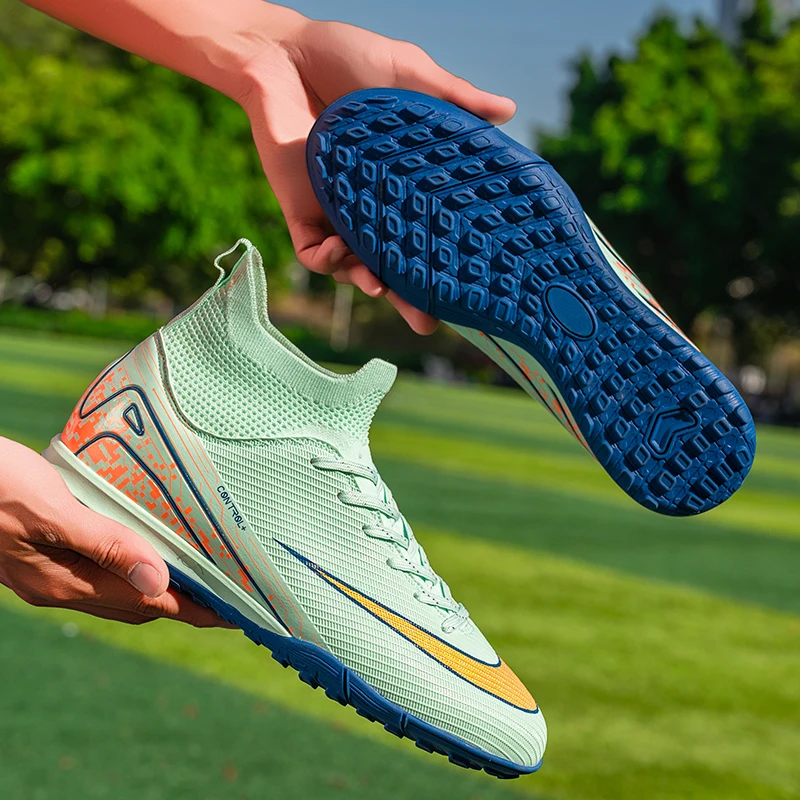 أحذية كرة القدم للرجال، تشنجات العشب الأصلية، أحذية كرة القدم خفيفة الوزن ومقاومة للانزلاق