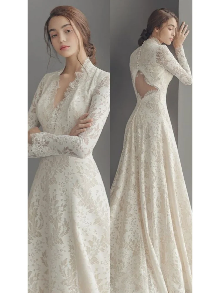 Customized Retro Elegant Sexy Wedding Dress With Three-Dimensional Floral Lace Deep V-Neck A-Line Back With Hollowed Out Design