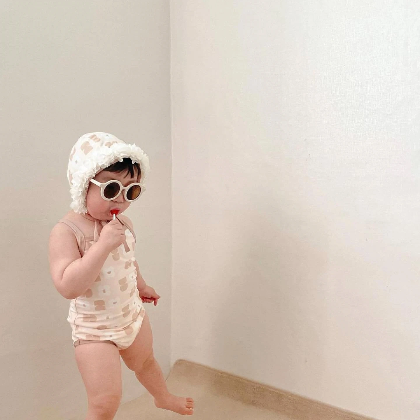 Instagram Korean Version Girl Baby Flower Hooded One Piece Swimsuit Newborn Bikini Split Piece Swimsuit Three Piece Set Trendy