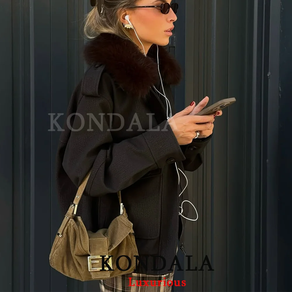 KONDALA سترات من الفرو الجلدي عالية الجودة غير رسمية للنساء بأكمام طويلة وجيوب وسحاب معاطف فضفاضة موضة خريف وشتاء 2025 ملابس خارجية