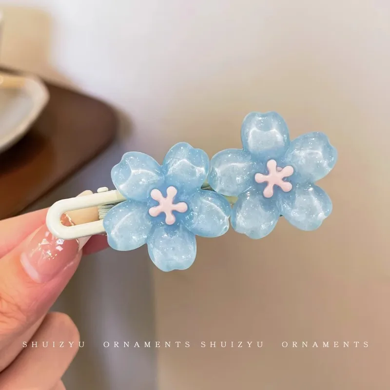Horquilla transparente con flor de cerezo para niña, Clip para el pelo azul y rosa, flequillo de pico de pato con flor para mujer, accesorios para tocado