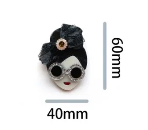 فراشة الديكور فتاة الاكريليك بروش مزاجه الكرتون صورة الصدر زهرة شارة حقيبة الملابس والاكسسوارات #5