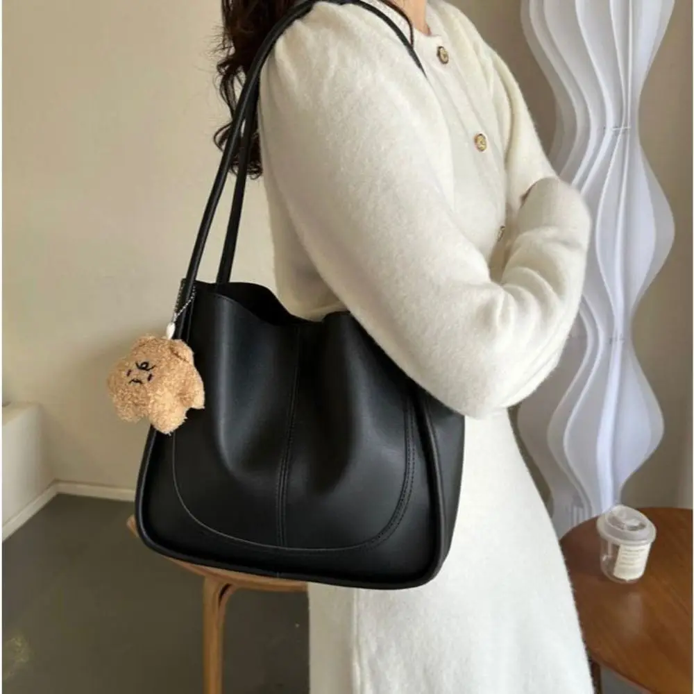 حقيبة كتف إبداعية مع قلادة من البولي يوريثان ذات سعة كبيرة، حقيبة يد كاجوال بسيطة للنساء