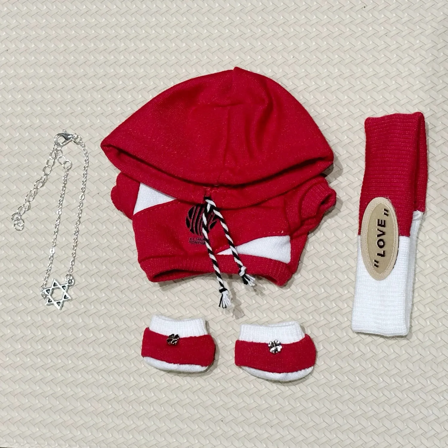 

17cm Mini Plush Doll'S Clothes Outfit Accessories For Korea Kpop Exo Labubu Idol Red and white headband cool set Clothing Gift