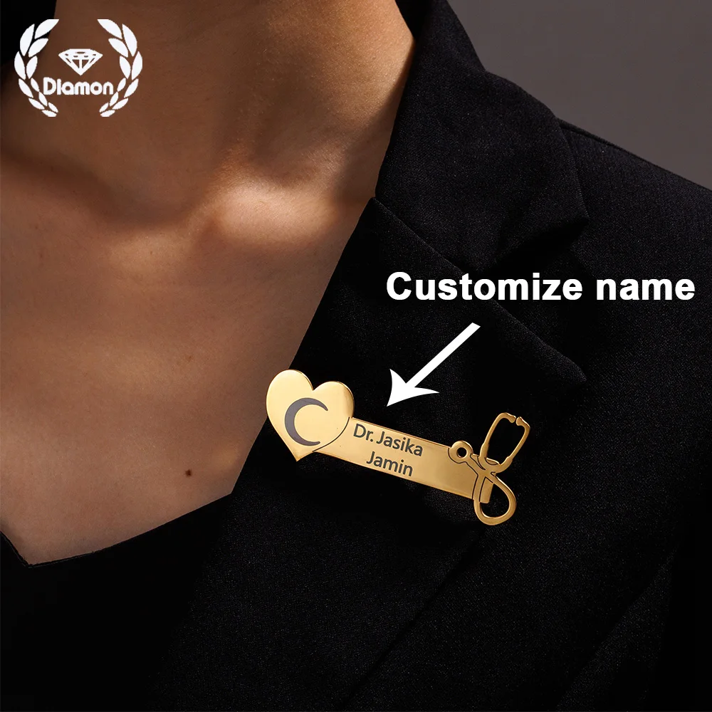 

Diamon Custom Name Moon Stethoscope Brooch Engraved Rectangular Pin Stainless Steel Jewelry for Doctors Personalized Gift