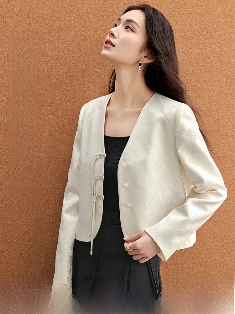 

Новая женская куртка в китайском стиле, весна 2026, с длинными рукавами, V-образным вырезом, уплотненными плечами и декором из кисточек