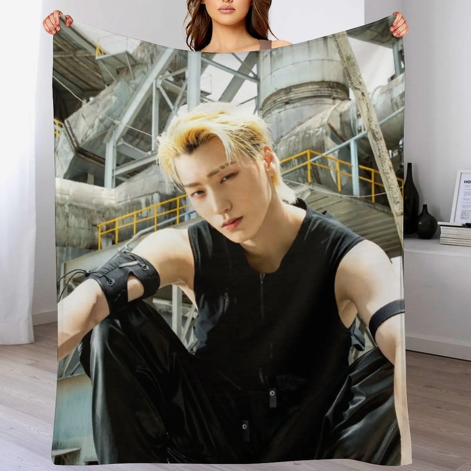 

ATEEZ SAN THE WORLD EP.1 : MOVEMENT GUERRILLA Throw Blanket Summer Cool Breathable Blanket for Sleeping