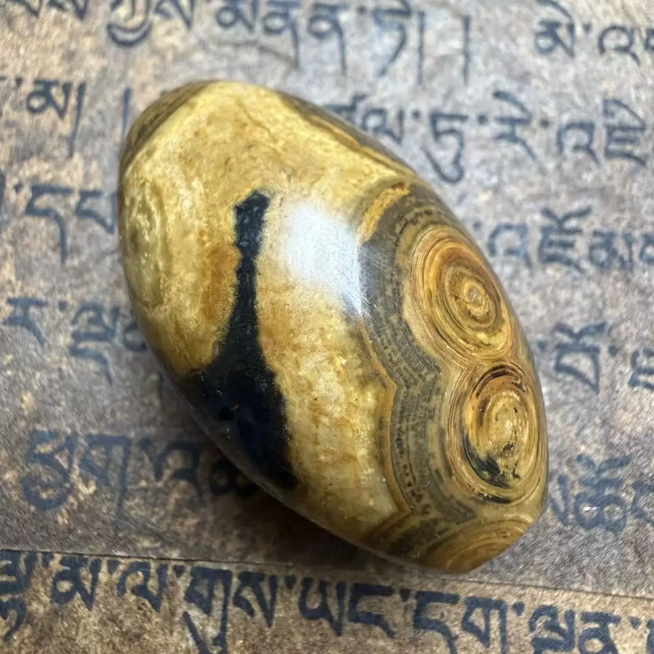 Tibetan Agate old calcification Mongolian material  Dzi Bead Amulet Pendant Tibet Protective talisman 5eyes 43x27mm