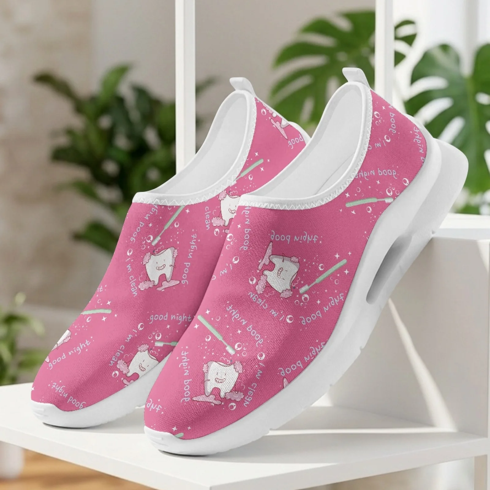 XIXIRIMIDO Chaussures à enfiler à bout large pour femmes, Chaussures d'infirmière, Baskets et chaussures décontractées pour hommes, Zapatillas de Mujer, Tenis Feminino, Chaussures de dentiste