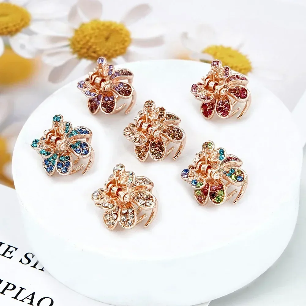 Crystal Small Hair Claw Flower Shaped Hair Clip Girl Hairpins Shiny Fashion Claw Clip Wedding Hair Accessories Headwear Ornament