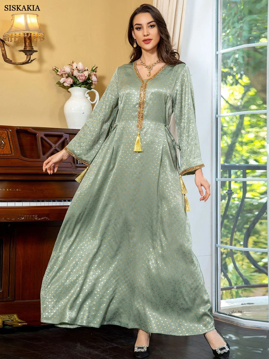 Siskakia Dubai Muslim Women Casual Long Dresses Moroccan Saudi kaftan Clothing Solid Velour Belted Gold Stamping Abayas 2024 New