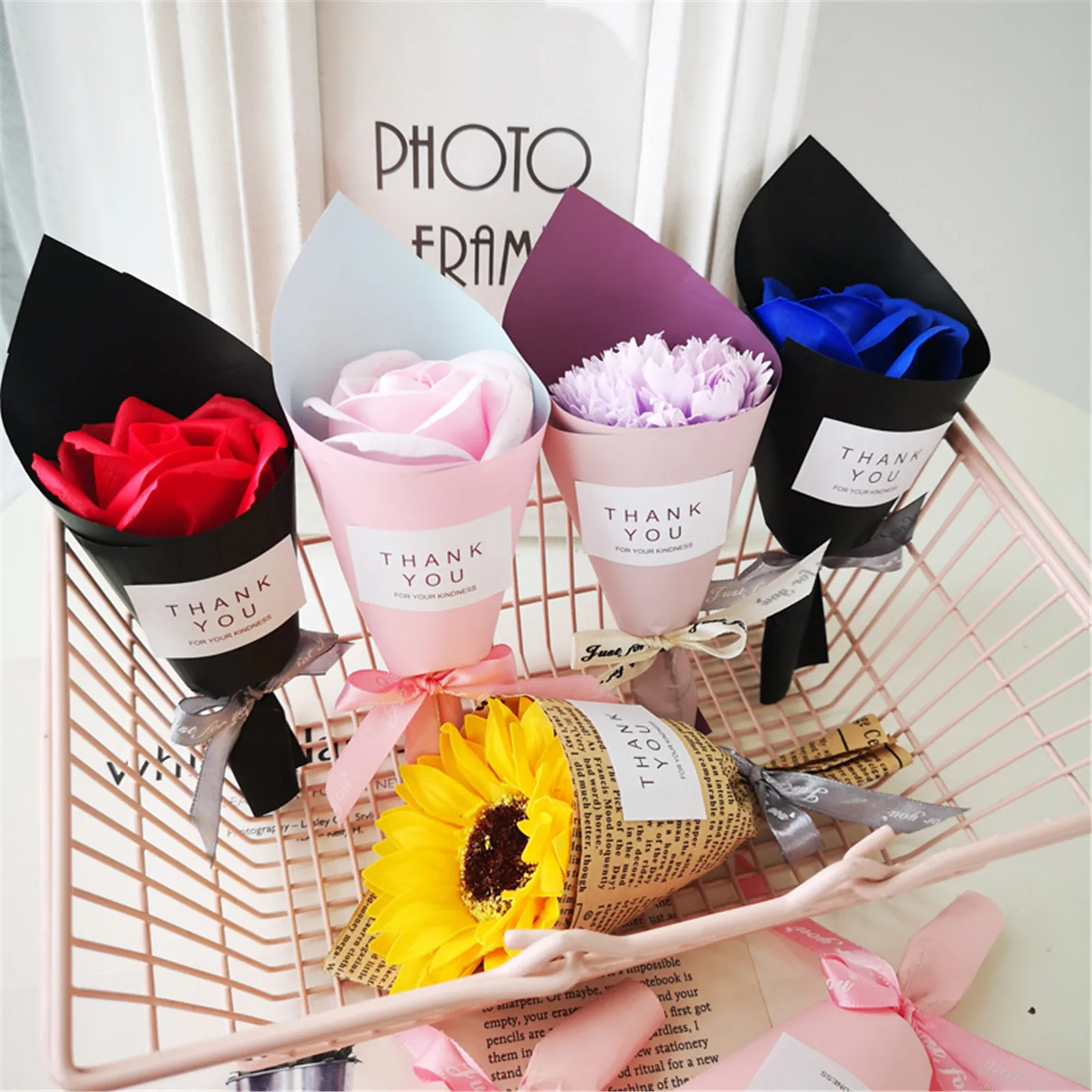 

1pc Mini Handmade Soap Flower Bouquet Valentines Day Gift For Friends Wedding Home Decorations Rose Flower Wedding Party Gifts