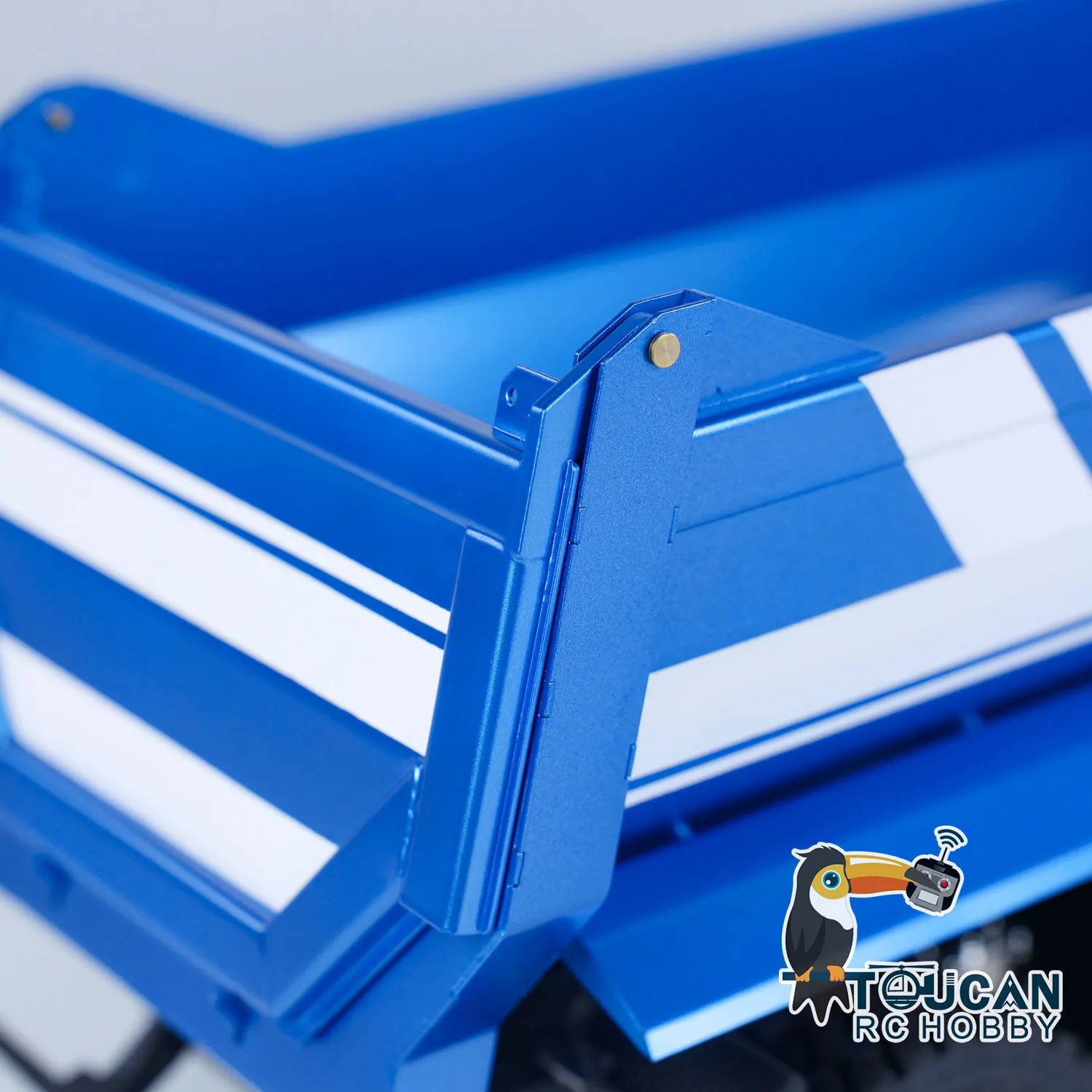 Toys 1/14 LESU Metal VM 3Axles 6x6 Hydraulic RC Dumper Trucks DIY Remoted Tipper Assembled Car Light Sound Vehicle Model for Boy