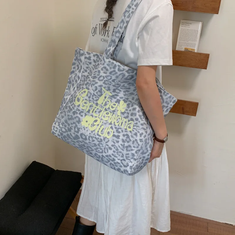 American college style leopard print letter tote bag for women, large capacity handbag, casual versatile shoulder bag for colleg
