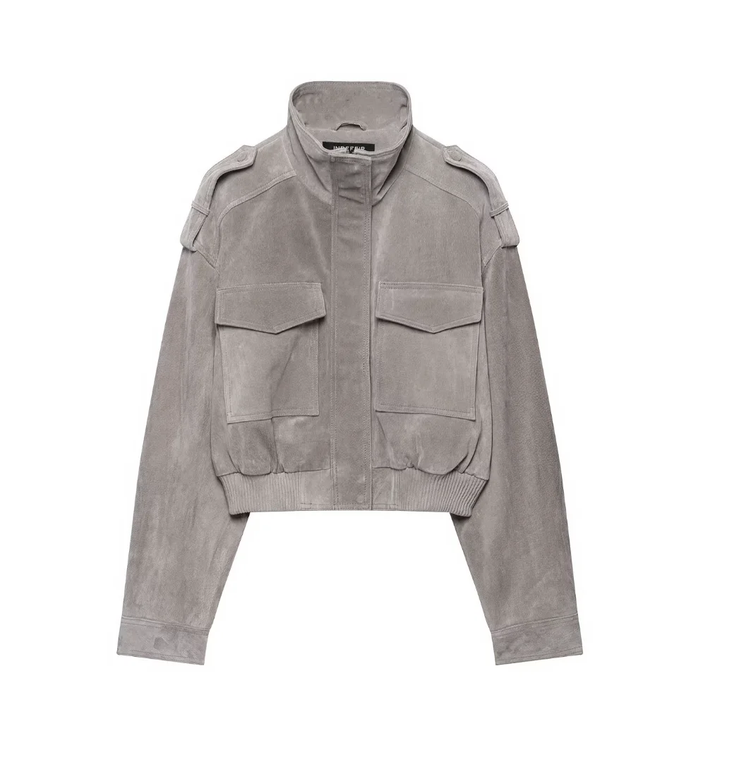 Kurze Wildleder-Arbeitsjacke für Damen mit Stehkragen, Schulter-Patchwork, Reißverschluss-Taschen vorne, Epauletten-Taschen, geripptem Saum an den Seiten, lässige kurze Bomberjacke, Herbst 2026