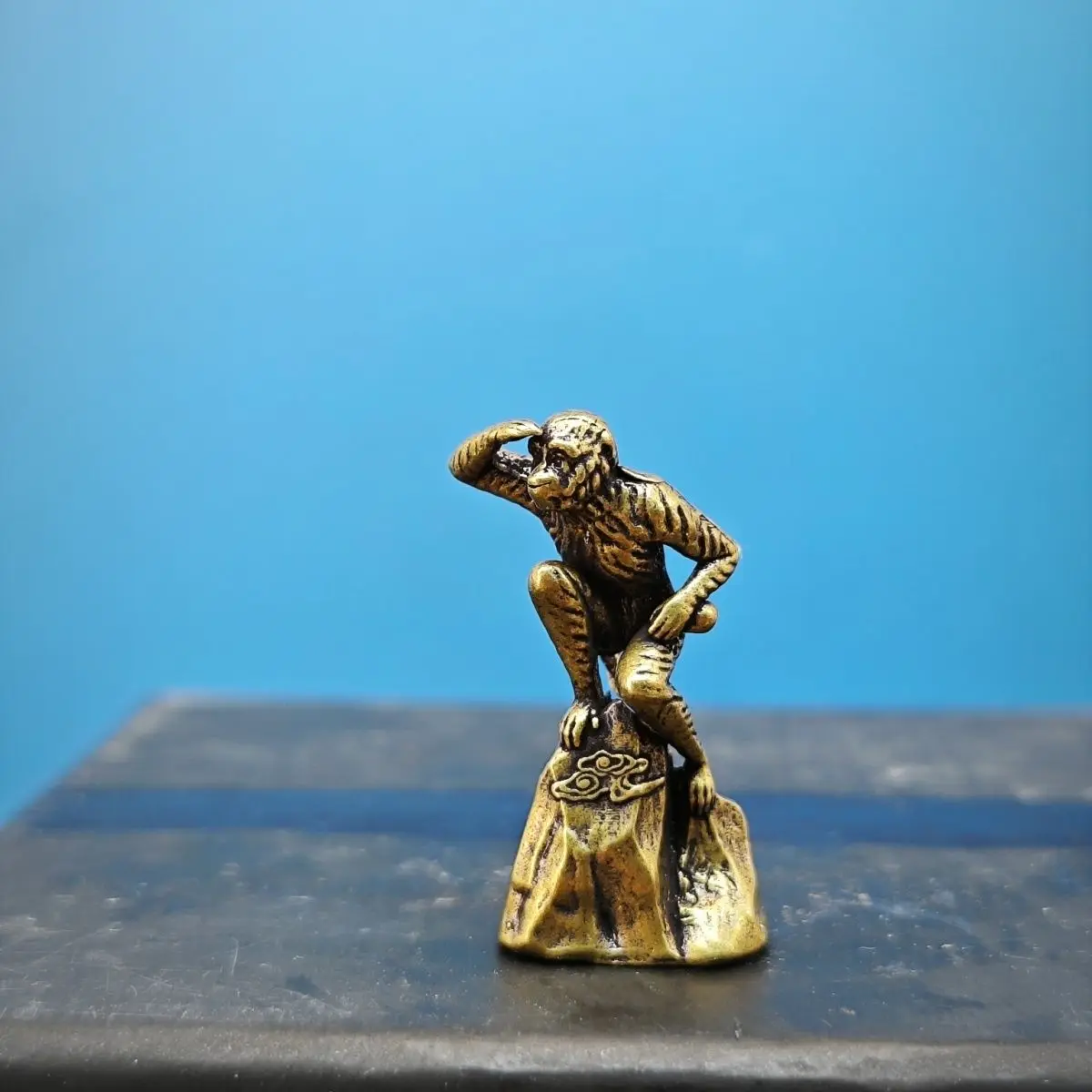 Brass Stone Monkey Birth Wukong Little Monkey Climbing High to Look Afar Moss Micro Landscape Model Aquarium Decorative Ornament