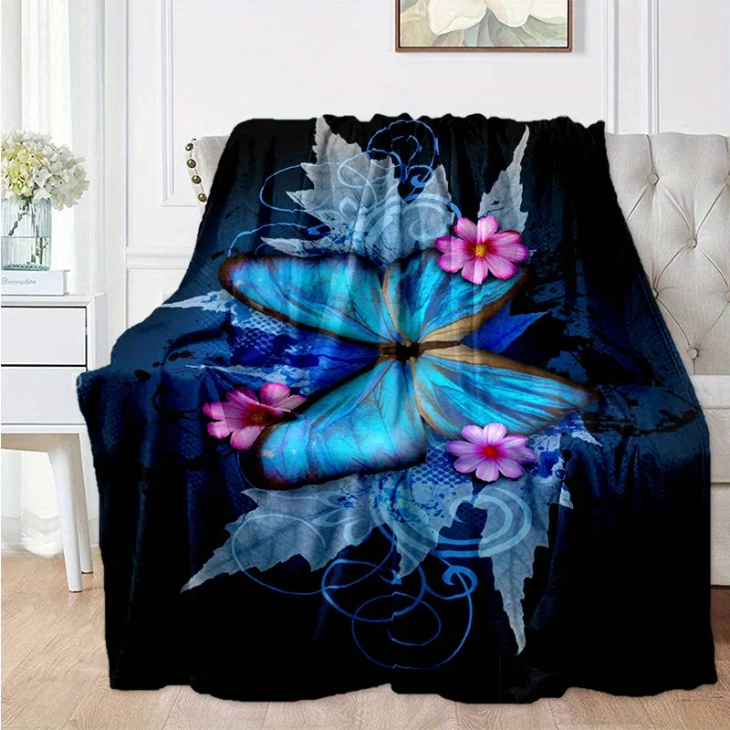 

Cozy All-Season Flannel Blanket with Floral Design - Soft, Warm, and Perfect for Travel