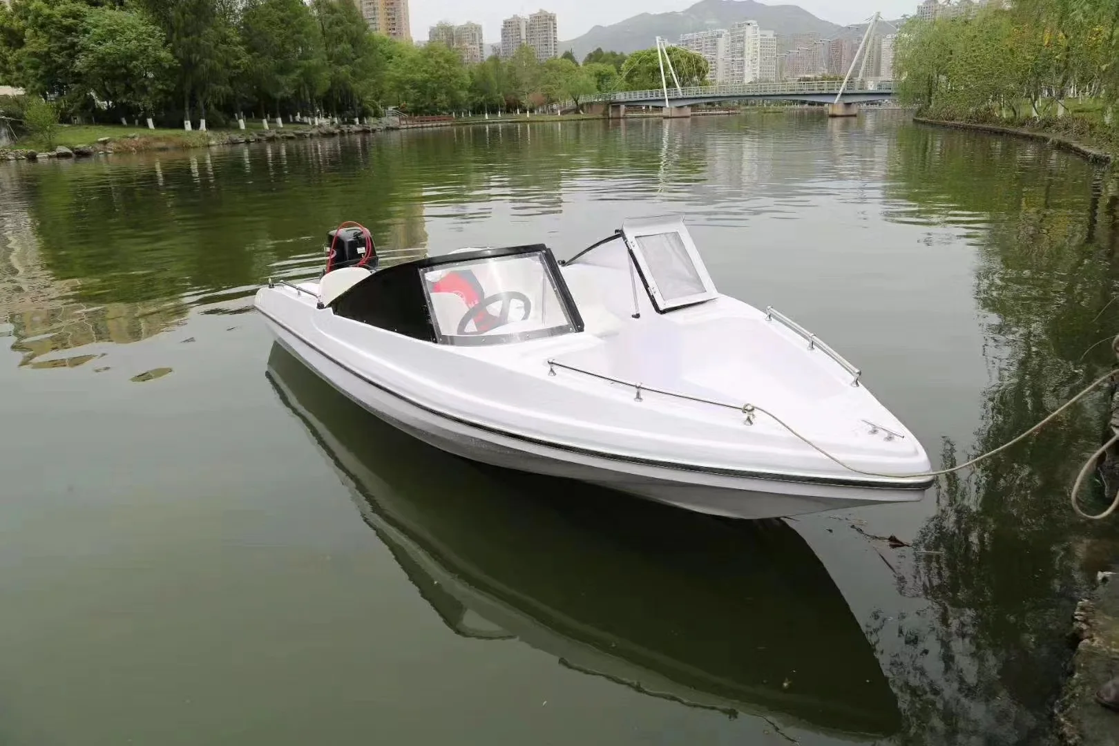 Fiberglass speedboat 4/6/8 person open boat with front seat for optional power patrol law enforcement boat