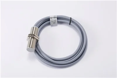 

M18 Distance Enhanced Proximity Switch DC Three Wire Two-wire I1CF-M1815N-O3U2
