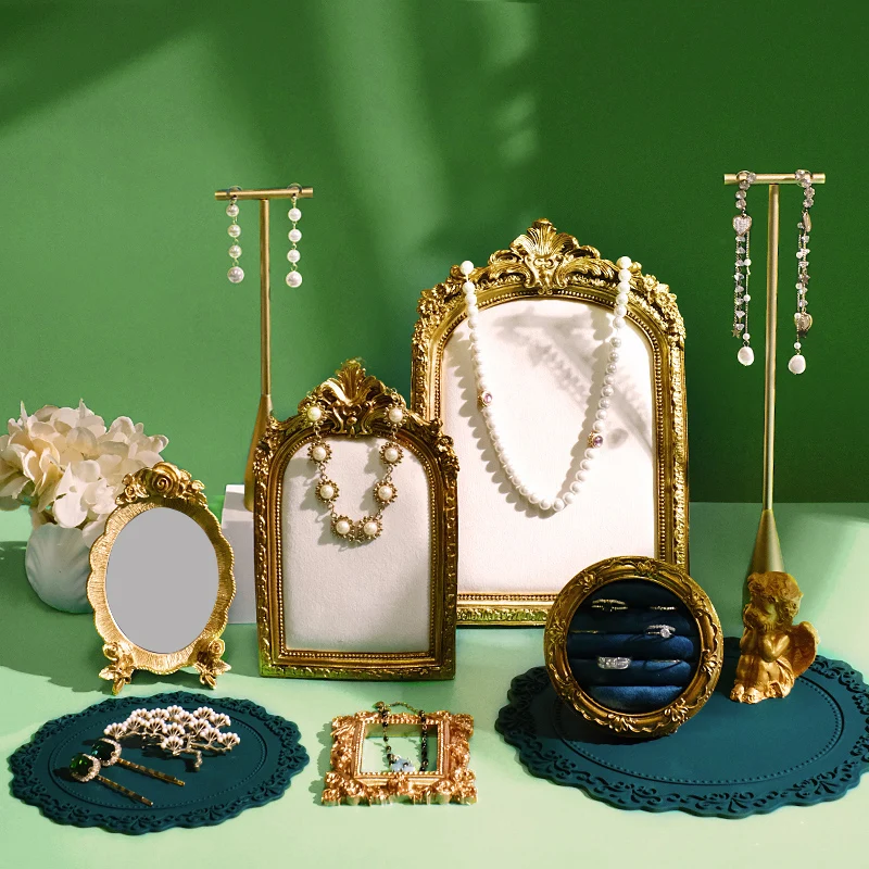 

Vintage-Style Velvet-Lined Jewelry Display Stand Multi-Tier Earring Holder Ring Display Tray Studio Photography Props Home Décor