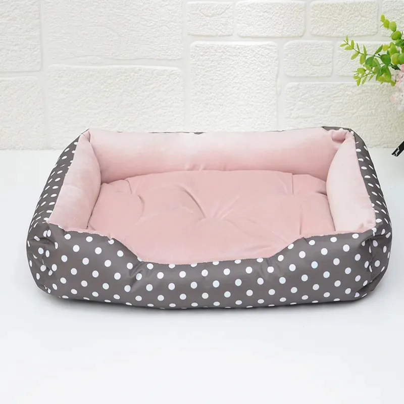 Dog Bed Plush Large Dogs Warm Bedding for Winter Fluffy Accessories Small Breeds Kennel Medium Sofa Pet Supplies Cats Mat Beds