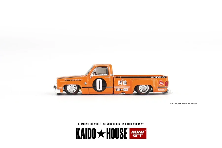 Kaido House + MINIGT 1/64 Chevrolet Silverado Dually KAIDO WORKS V2 KHMG090 Car Alloy Diecast Model Kids Xmas Gift Toys for Boys