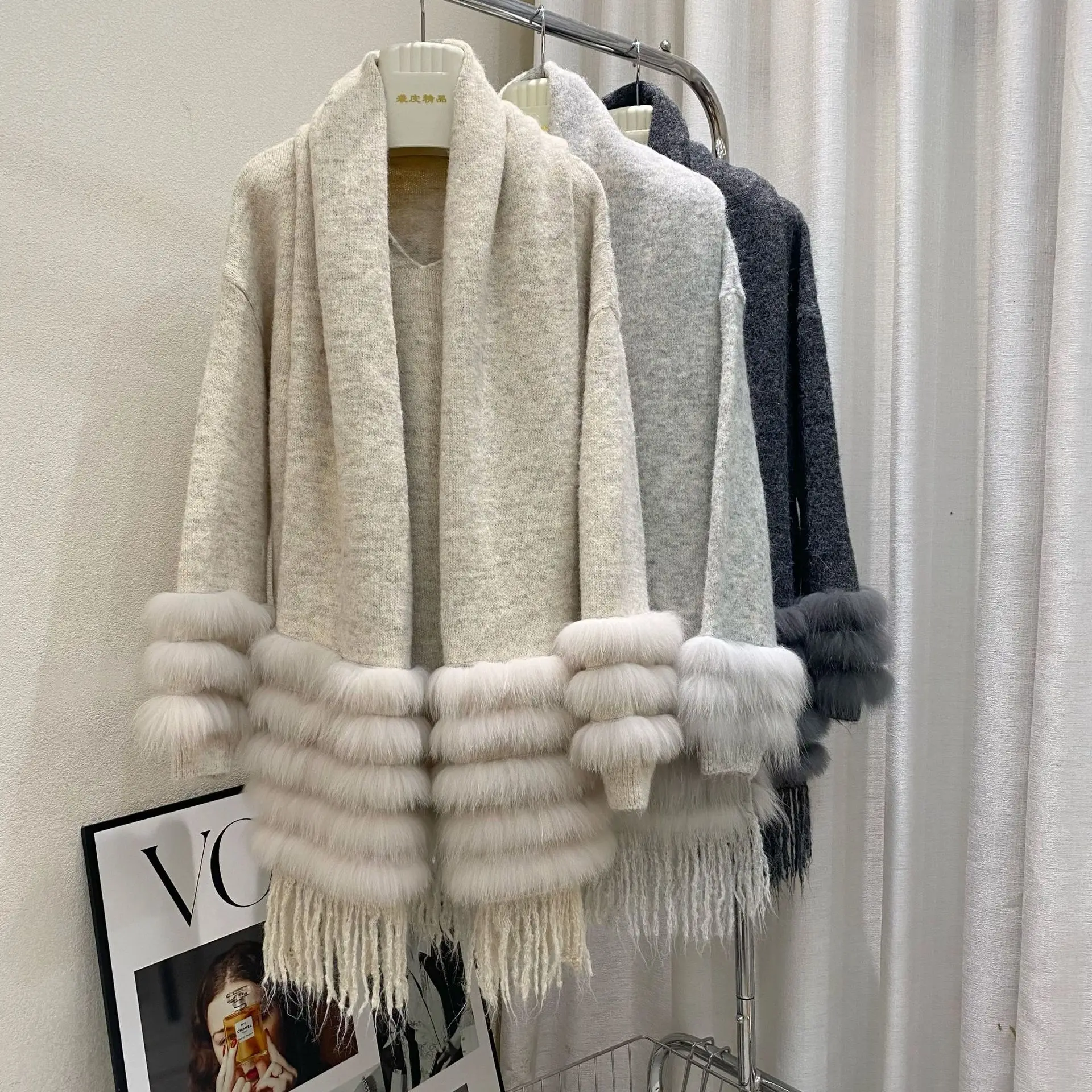 

2025 New Spring Autumn Women's Real Fox Fur Knitted Coat Fox Fur Collar Special BeltSweater Femeale Luxury Coat Long Sleeves