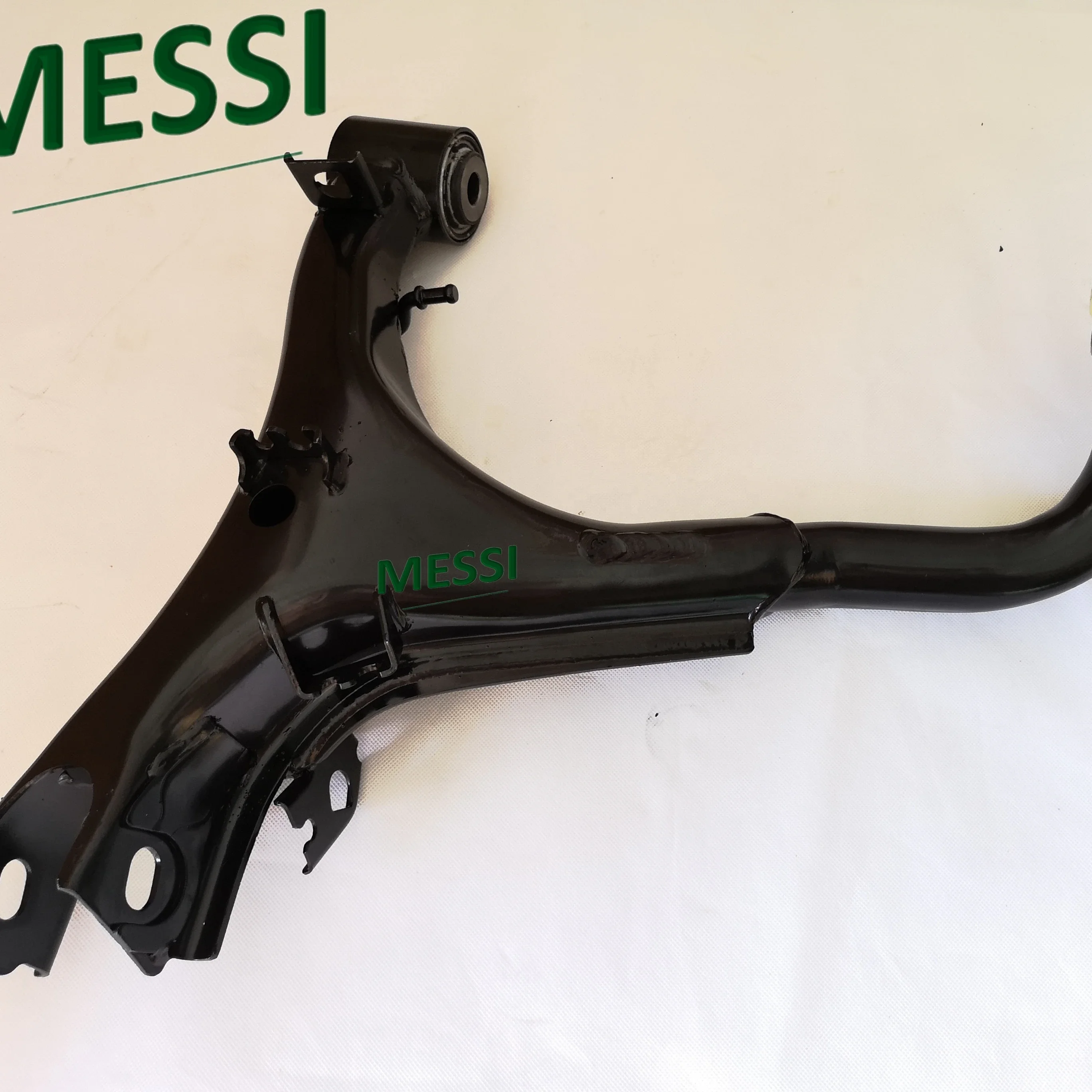 

Rear Right Upper Control Arm for Disc overy IV 2009-2017 LR3 LR4 LR010523 LR010526 LR051622