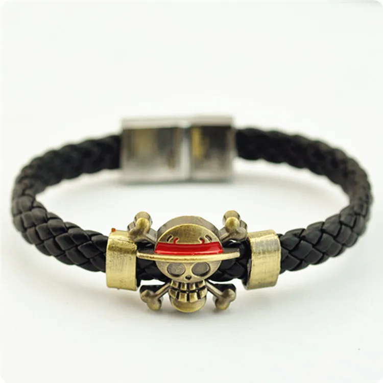 Animated Bracelet One Piece Death Skull Logo Magnetic Clasp Head Simple Elegant Accessories Personal Wristband Wholesale