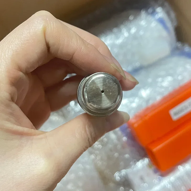 Wholesale Professional Engine Generator Spare Parts Spark Plugs R6GC1-77 X52404500062 X52404500056 X52404500059 for MTU 4000 - view 4