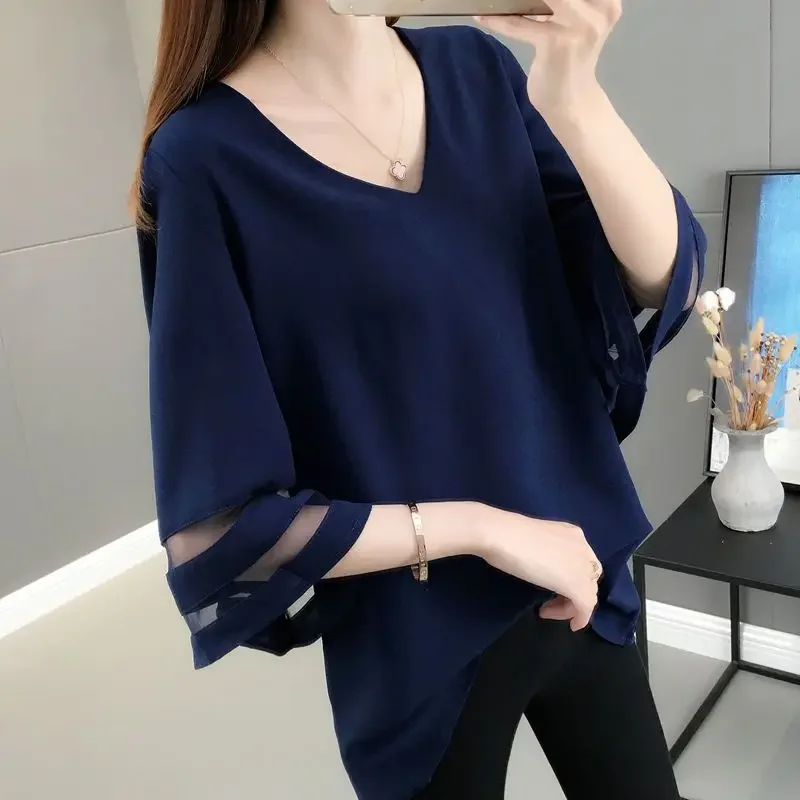 Oversized Temperament Elegant Hollow Out Loose Chiffon Shirt for Women\'s Summer Flared Sleeve Slimming Age Reduction T-shirt Top