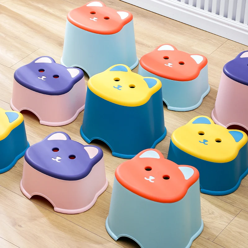 Cartoon children to change shoes cute plastic thickened small stool for family living room, baby low stool can be stacked for