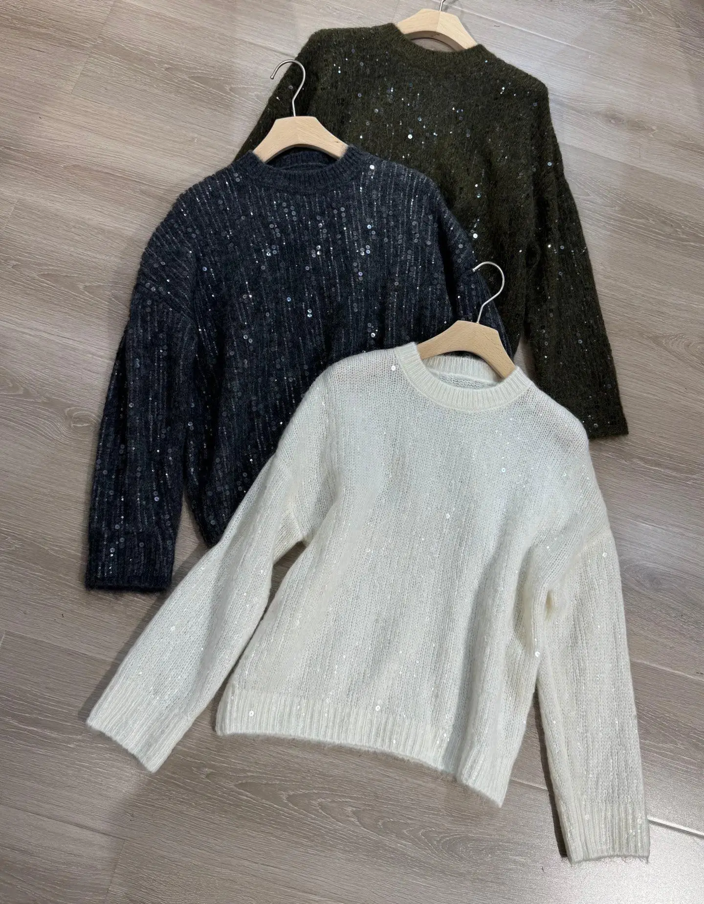 

Осенняя коллекция 2025 года, высококачественный мохеровый пуловер с круглым вырезом и блестками