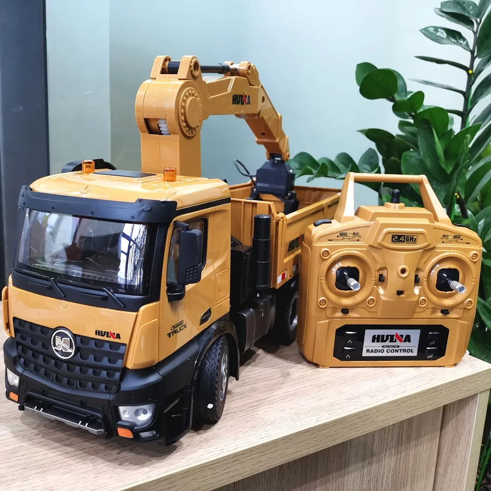 HUINA 575 1/14 RC Car 26CH Tractor Remote Control Alloy Timber Grapplo Dump Truck Engineering Vehicle Machine Toys for boys gift