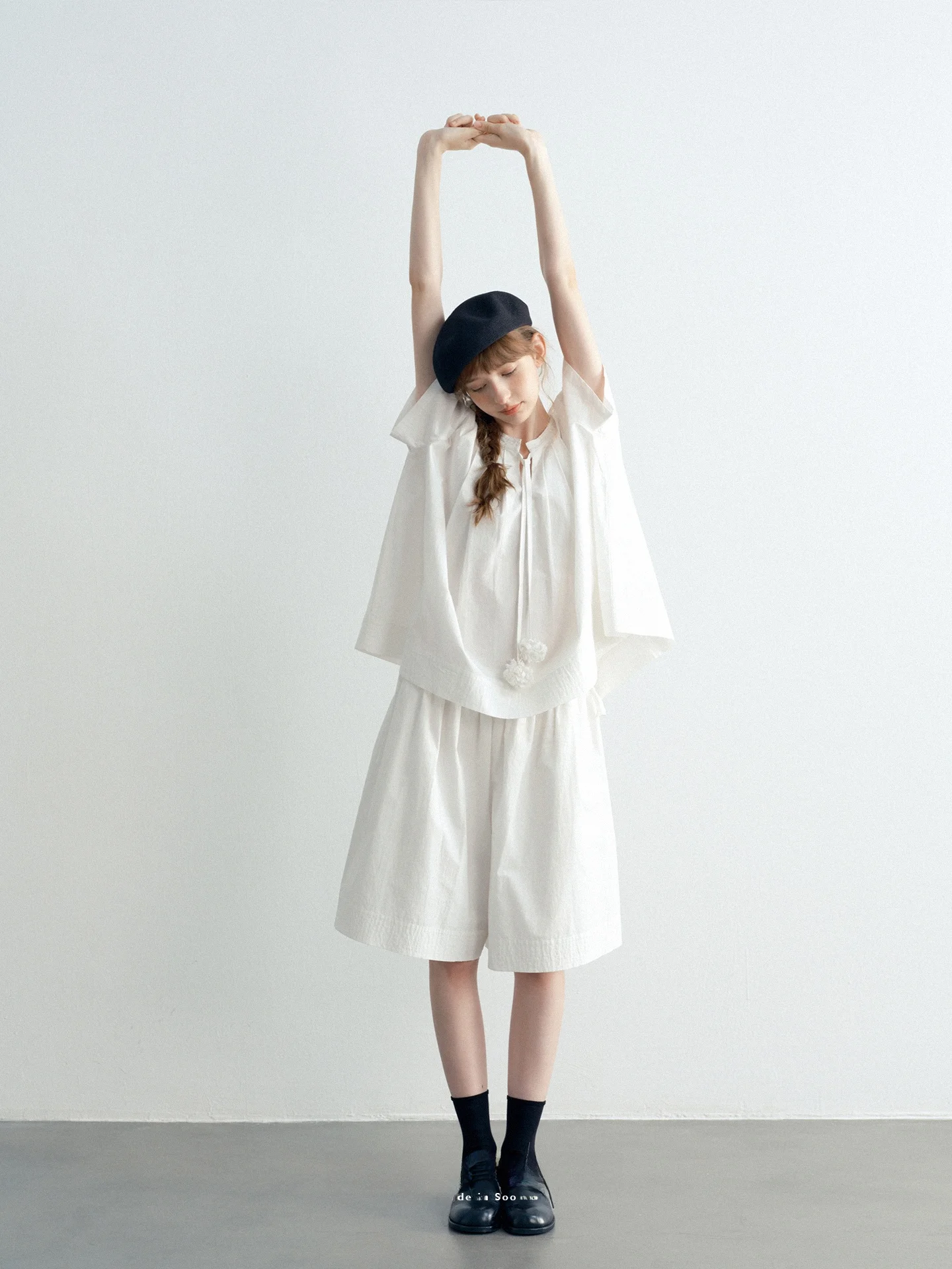 

Handmade Cotton Ball Tassel A-Line irt orts Women's Summer Breathable Comfortable Pure Color round Ne ort Sve Top