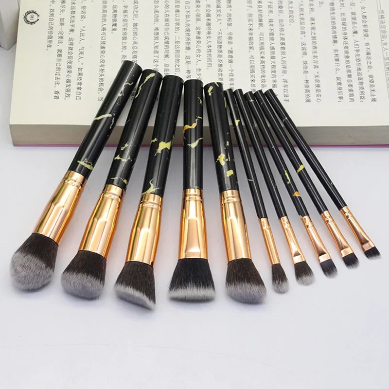 10 ชิ้น/ล็อตแปรงแต่งหน้ามืออาชีพสีดำลายหินอ่อนแปรงรองพื้นแปรงแต่งหน้าตาชุดผสมชุดแปรงเครื่องสำอาง