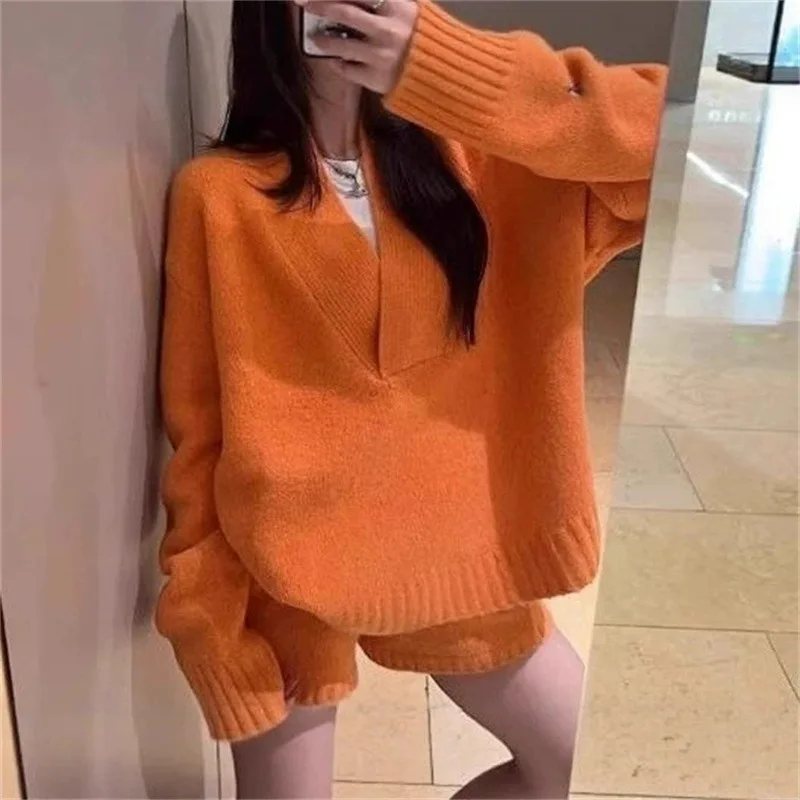 

Осенне-зимний свободный свитер с v-образным вырезом, женская куртка, простые и модные вязаные шорты, комплект из двух предметов