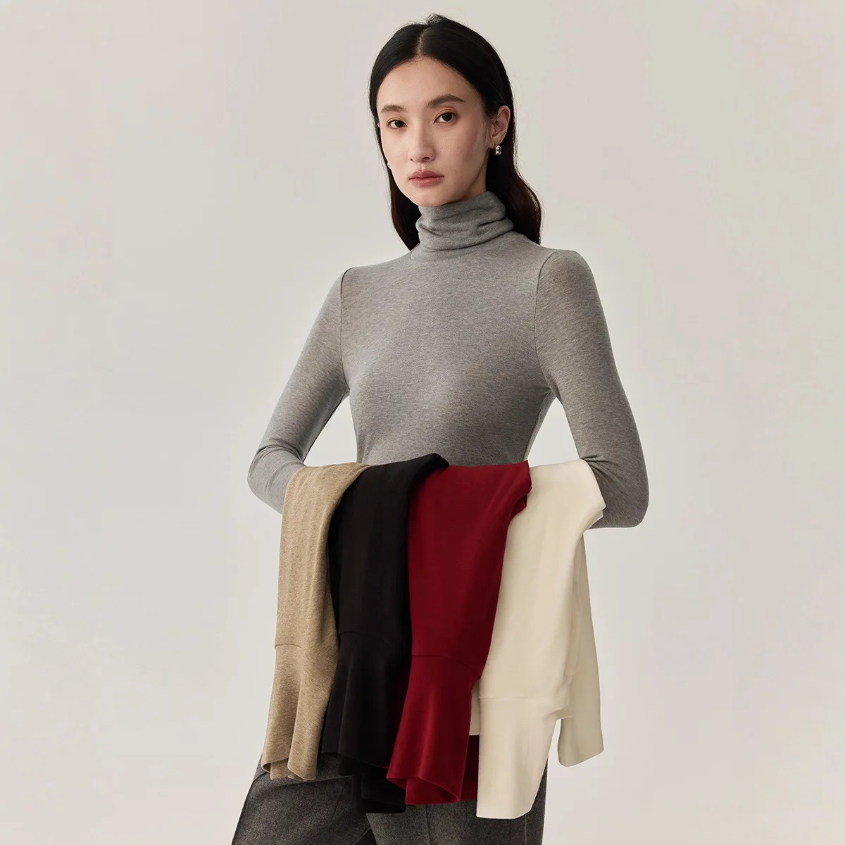 

Женская шерстяная водолазка из смешанного лиоцелла для мягкости, вязаный топ с напуском на шее ​