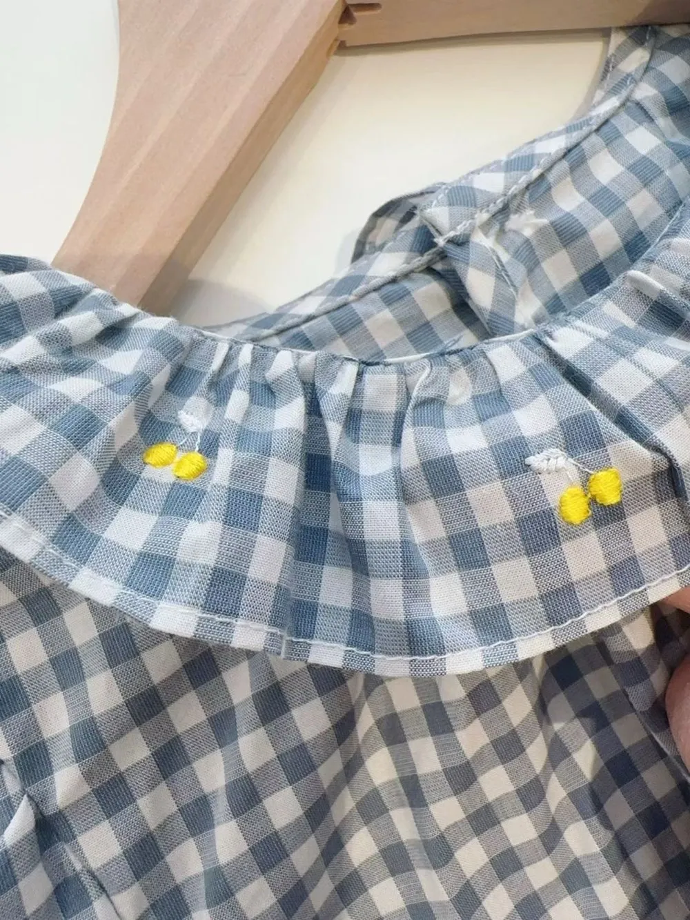 

kids girls clothes baby tops Blue checkered pattern Cherry Embroidered Collar Sweet girl's long sleeved T-shirt