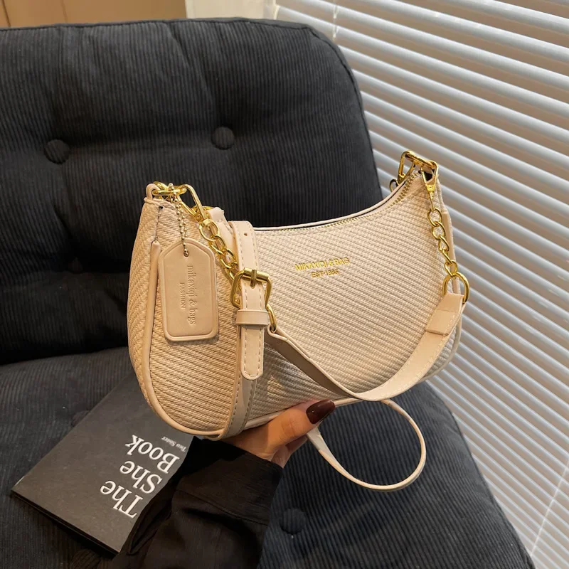 

2025 Spring Runway Crossbody Women Artisan Spliced Shoulder Bag Distressed Leather Artist Inspired Essential Collection​​