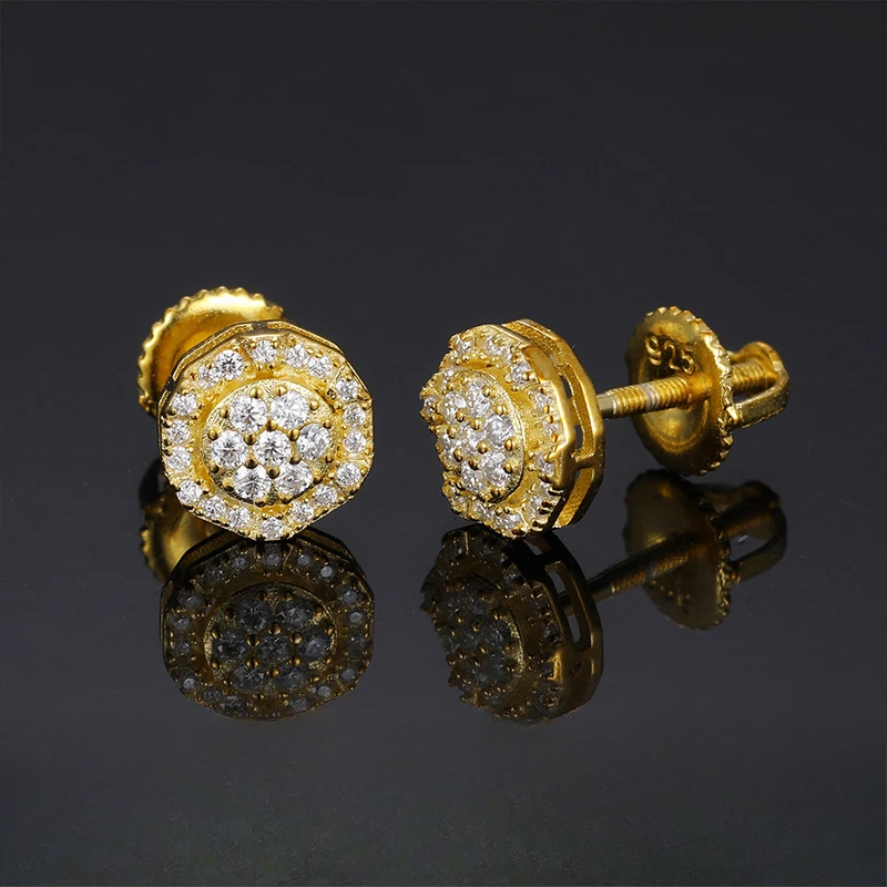 

Men's S925 Floral Moissanite Earrings 3D Carved Mirror Polish Red Carpet Application scenario: Business meeting
