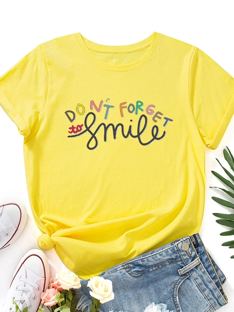 Vergeet niet Glimlach Print Vrouwen T-shirt Korte Mouw O Hals Vrouwen T-shirt Dames T-shirt Tops