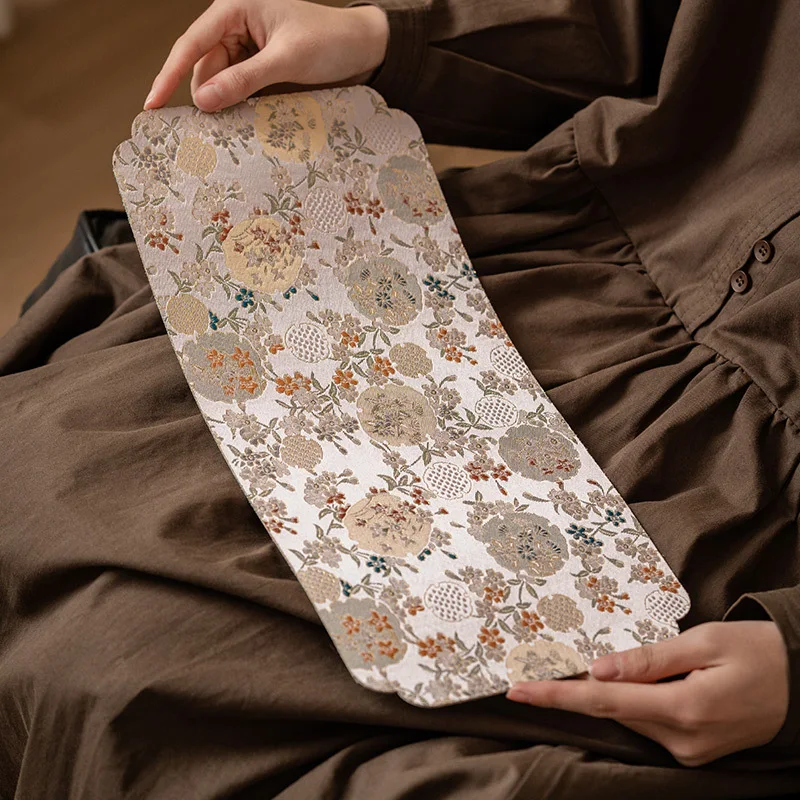 

Двусторонний маленький чайный коврик с бамбуковым цветком, стол для сухого заваривания, чайный коврик, водонепроницаемая ткань, высокоэстетичная подставка в китайском стиле дзен