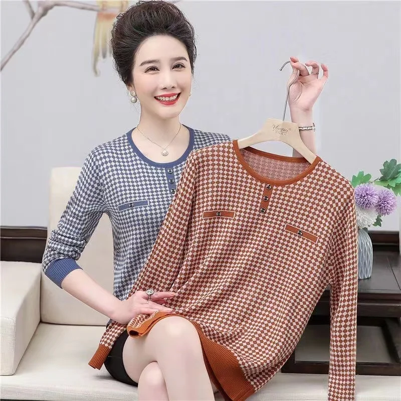 

2024New Mother Spring Autumn Sweater Women Coat Middle-Aged Elderly Bottoming Shirt Color Matching Loose Thin Fashion Ladies Top