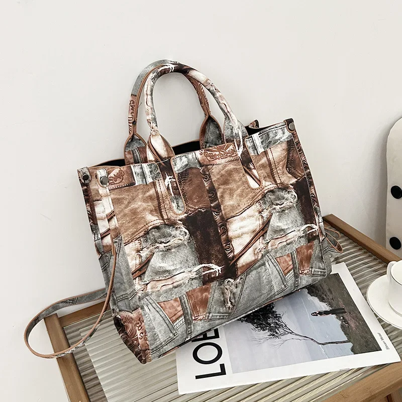 Retro Splicing Tote Bag, New Large-capacity Women's Bag, Niche Design, Fashionable, Luxury,Shoulder Bag and Underarm Bag.