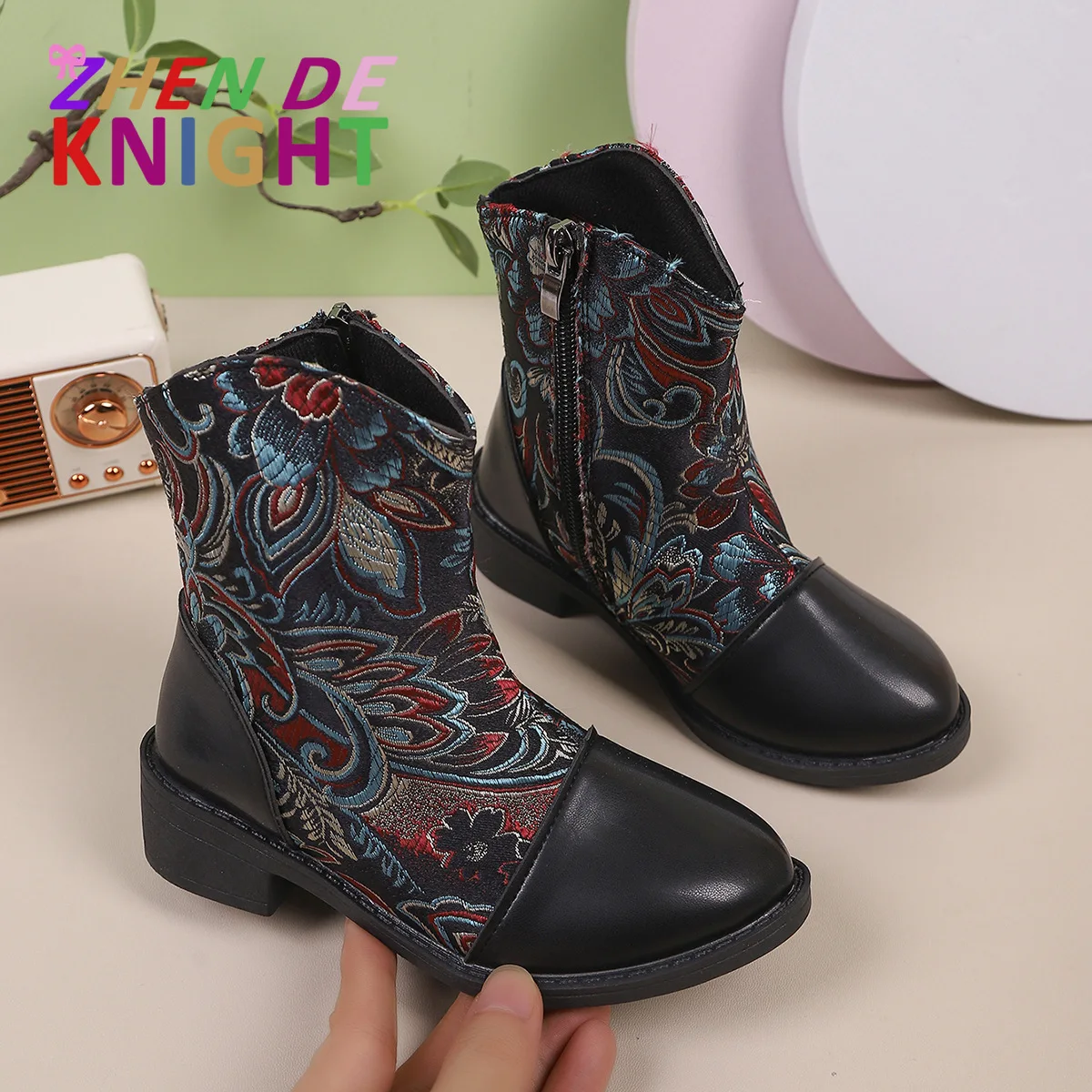 

Блестящие ботинки с цветными блоками для девочек, милые короткие ботильоны в стиле принцессы на молнии для детей, модная повседневная одежда