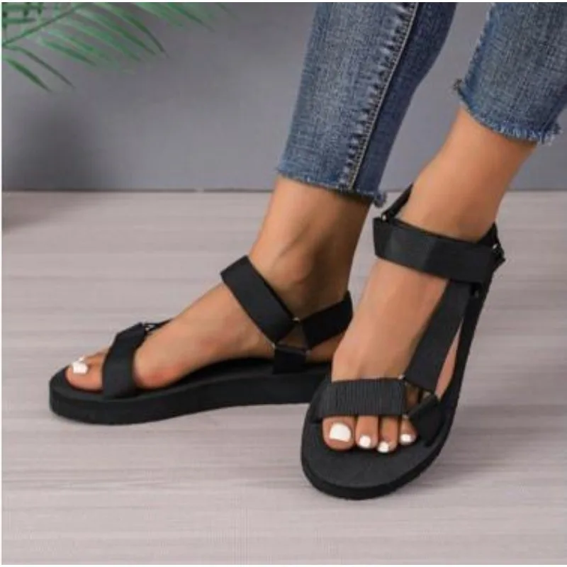 New Female Shoes on Sale Fashion Summer Outdoor Women's Sandals Solid Open Toe Low-heeled Roman Casual Beach Sandals Women