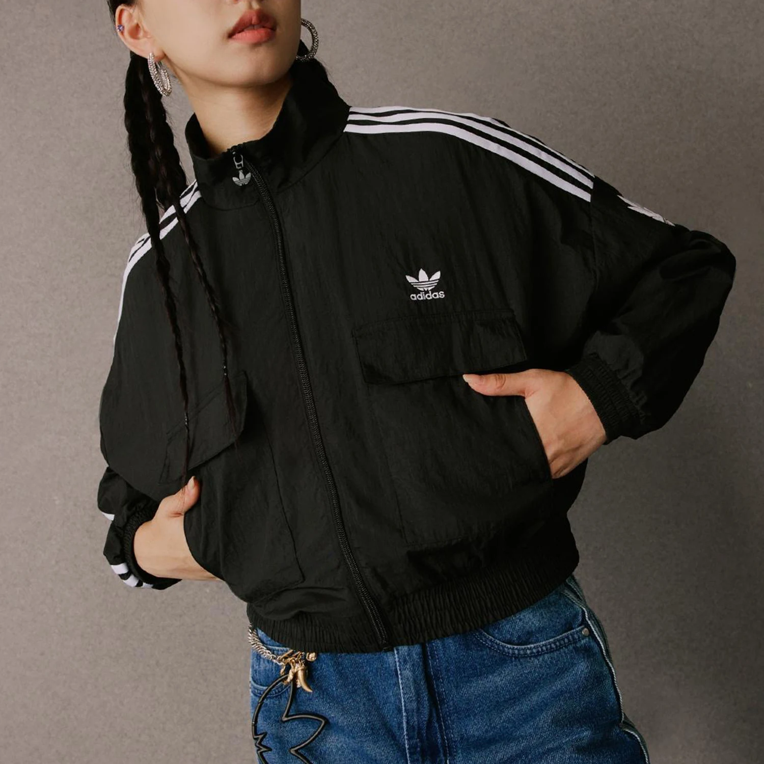 Adidas Originals Three-Stripes Women's Short Striped Woven Sports Jacket KG8512