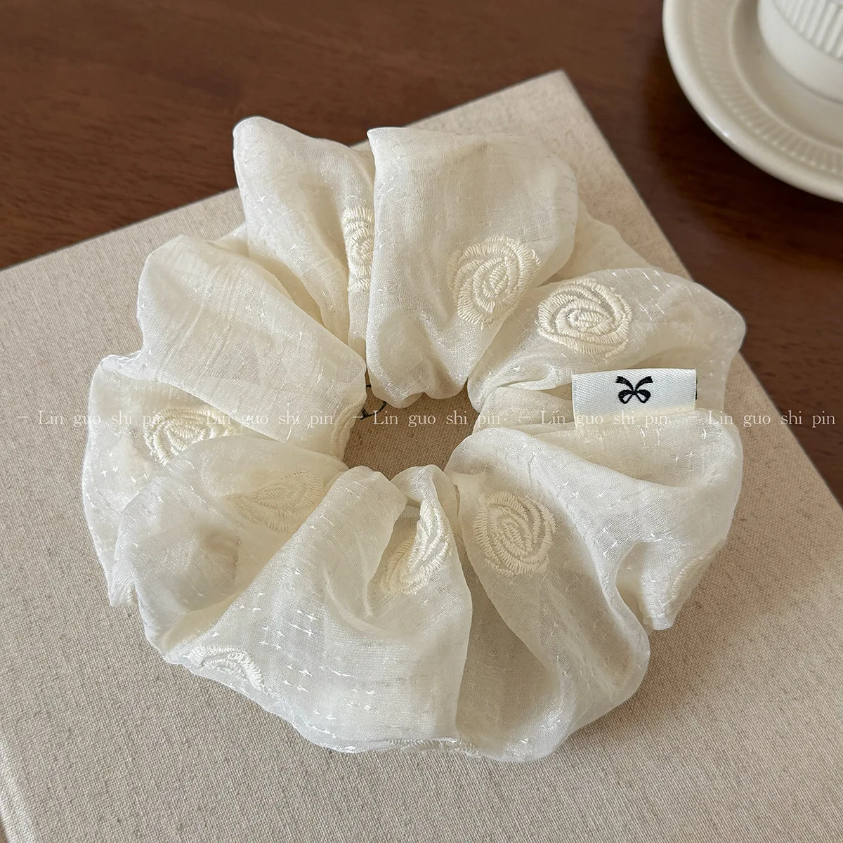 

Хит продаж: Элегантные корейские вышитые сетчатые резинки для волос с высокой эластичностью для женщин, для высоких и низких хвостов, а также для пучков